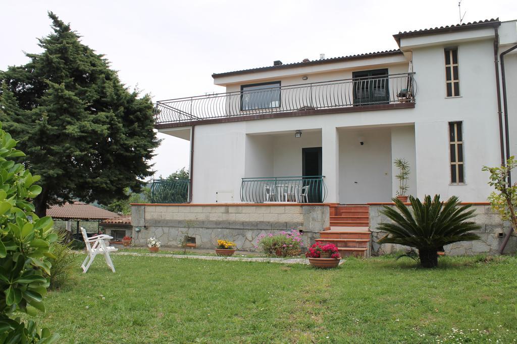 Bed & Breakfast Villa Flora Eredita Exteriér fotografie